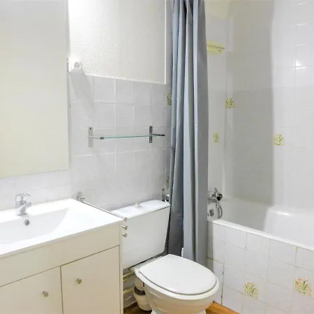 Les Pins Ensoleilles-6 By Interhome Apartment