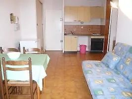 아파트 Les Pins Ensoleilles-6 By Interhome 생트막시메